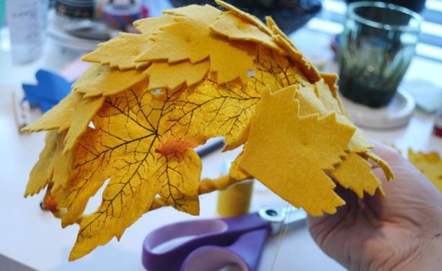 Matériaux pour un chapeau d'automne