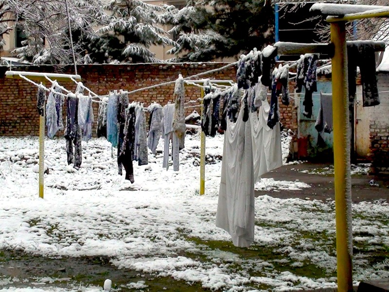 laundry in the cold