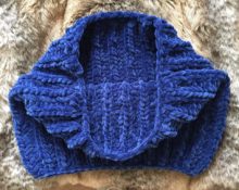 snood made of velor yarn knitted