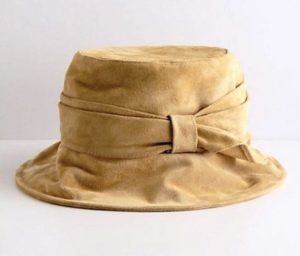 how to clean a suede hat from greasy places