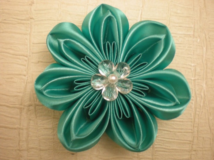 Satīna kanzashi lentes