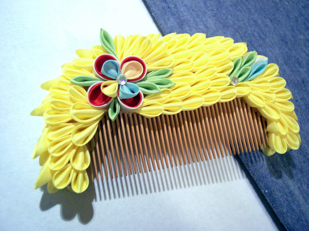 Reben satin kanzashi