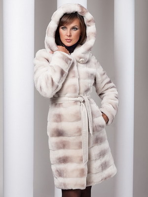 fur coat na may hood