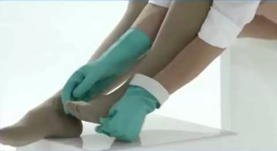 It is better to wear compression stockings with gloves