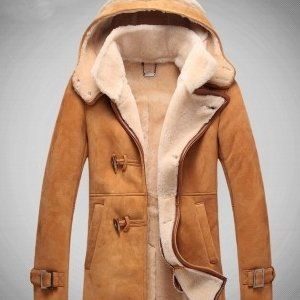 cleaning a sheepskin coat at home made of suede