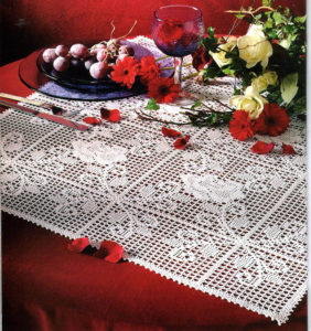 loin knitting tablecloth