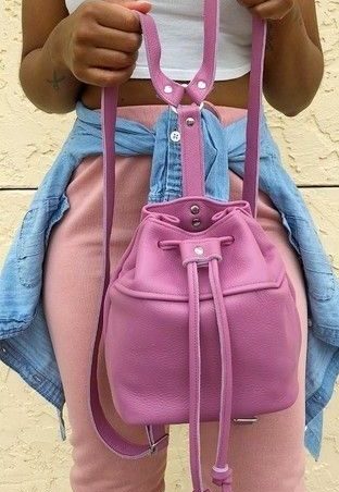 Bolso tipo bolsa rosa