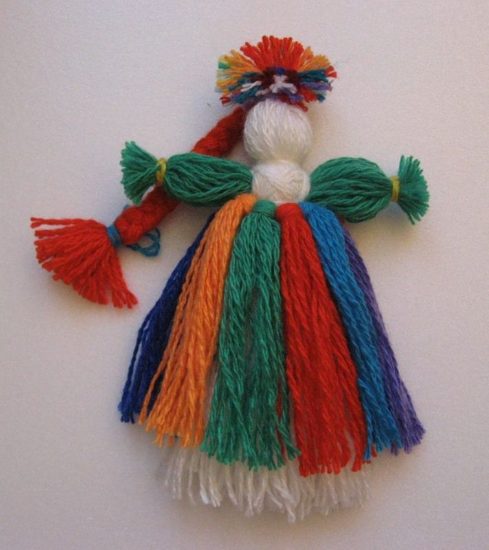 muñeca de hilo