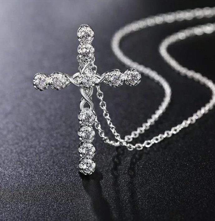 pendentif croix