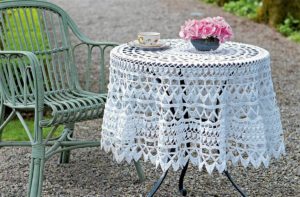 crochet tablecloth for a round table patterns