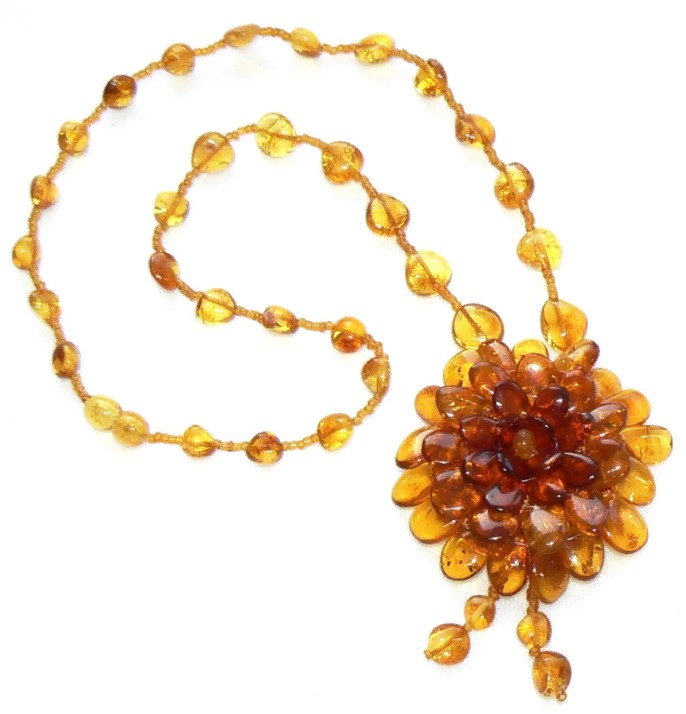 DIY amber beads necklace