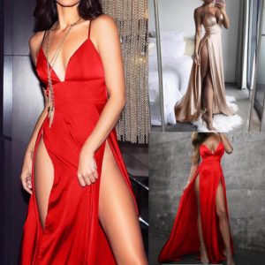 robe en soie avec décolleté intrigant