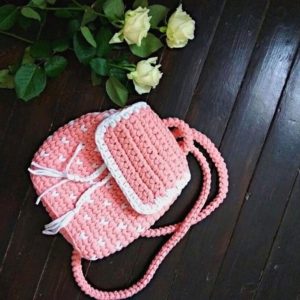 Crochet backpack for girls