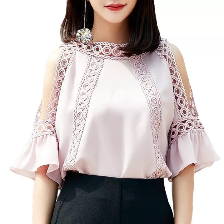 Chiffon blouse with lace