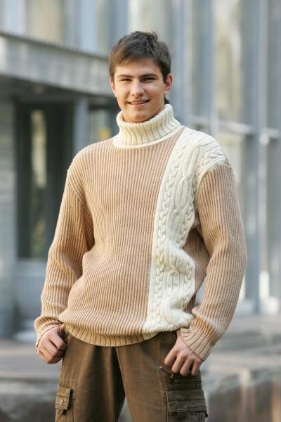 Sweater pada model mesin mengait 1