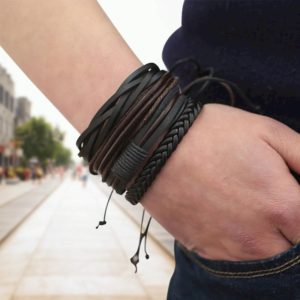 bracelets en cuir noir