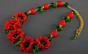 perles au crochet coquelicots