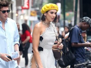 Si Dua Lipa ay naging 'Commando' sa NY!