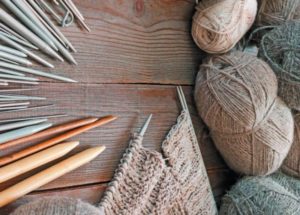 knitting needles and yarn