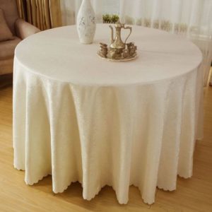 tablecloth para sa isang round table