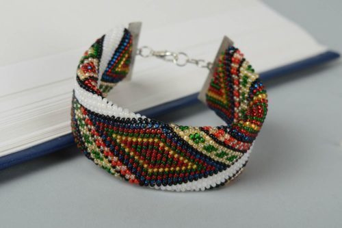 bead bracelet