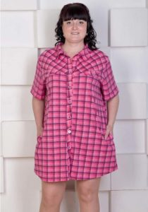 bata-vestido al estilo de una camisa de hombre