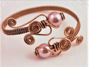 DIY wire bracelet