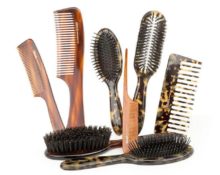 what types of combs are there?