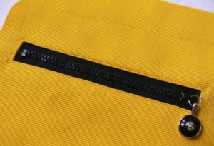 how to sew a zipper into a pocket in a frame 