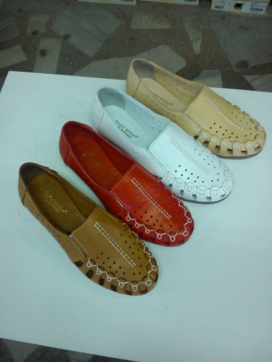 Moccasins kulit