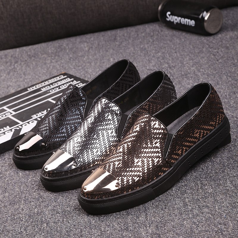 Mocassins masculinos com design interessante