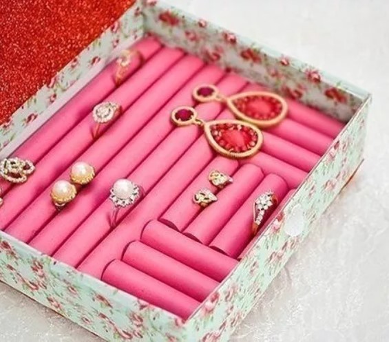 DIY-ringdoos met rollen