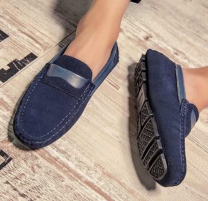 mocasines azules de moda