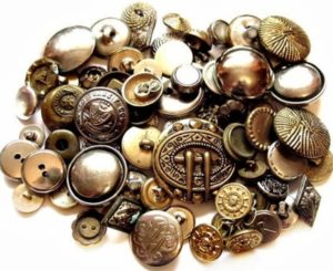 metal buttons