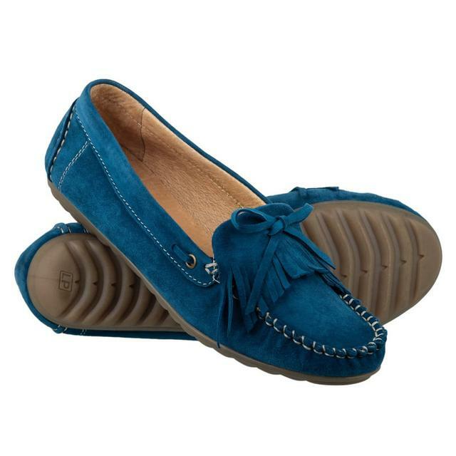 Moccasins wanita