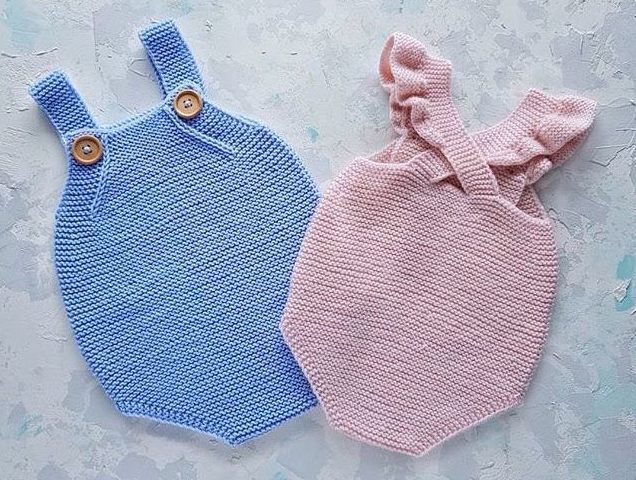 bodysuit for newborns with knitting needles model 1