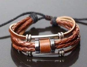 armband met metalen inzetstukken 2