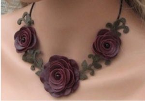 beads with roses