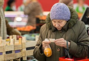 comment les retraités volent dans les magasins