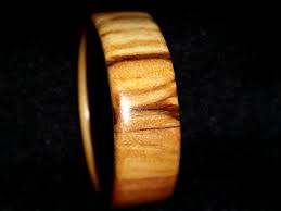 fare un anello di legno