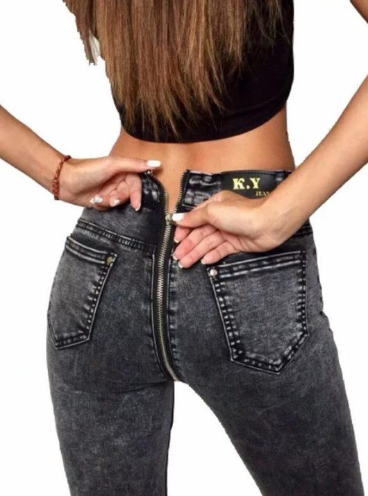 jeans with zipper on butt 4