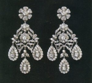 anting-anting girandole