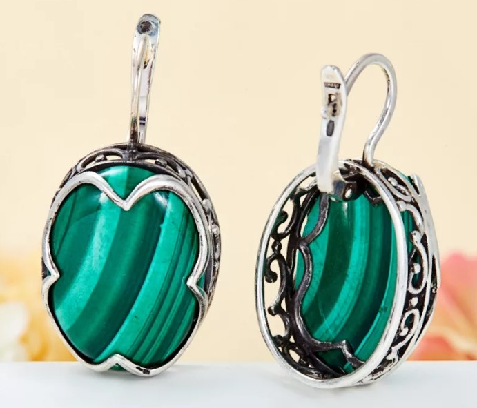 boucles d'oreilles en pierre avec malachite