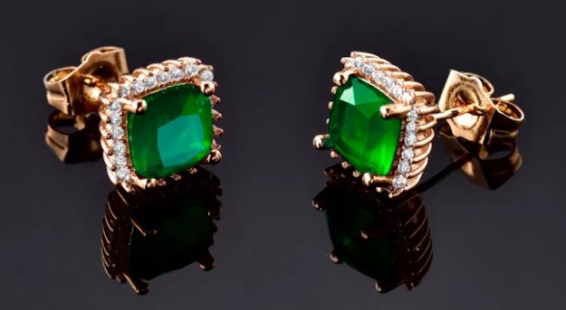 pierres boucles d'oreilles saphir vert