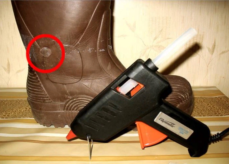 glue gun shoe repair