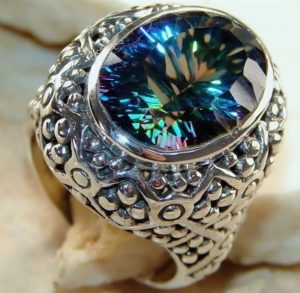 chameleon ring iridescent agate