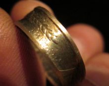 anillo de monedas