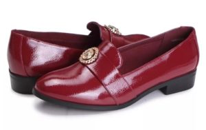 bordo loafers