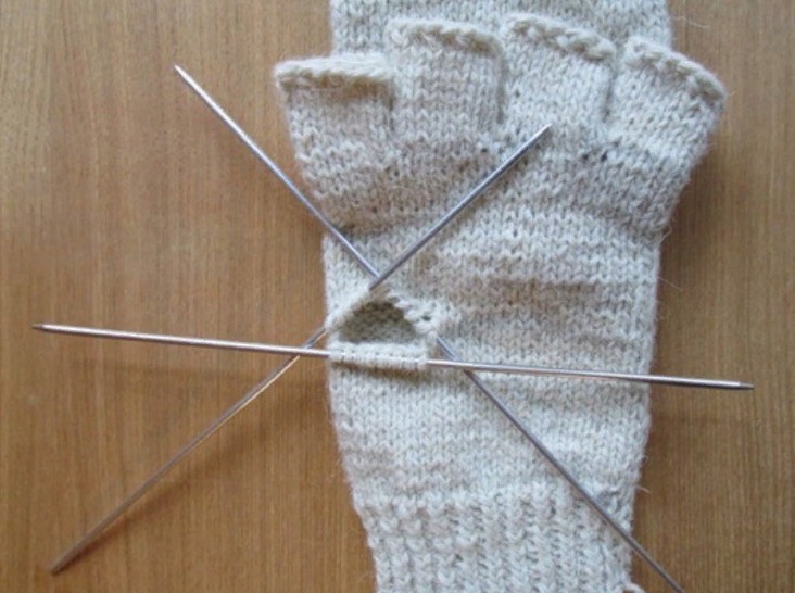 transformable glove how to knit thumb