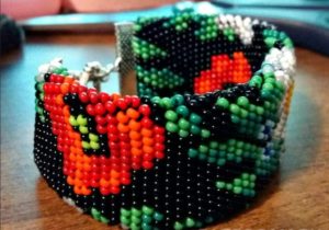 veve et armbånd fra perler 4